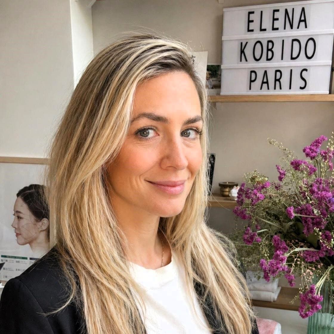 Elena, Kobido practitioner in Paris, professional portrait